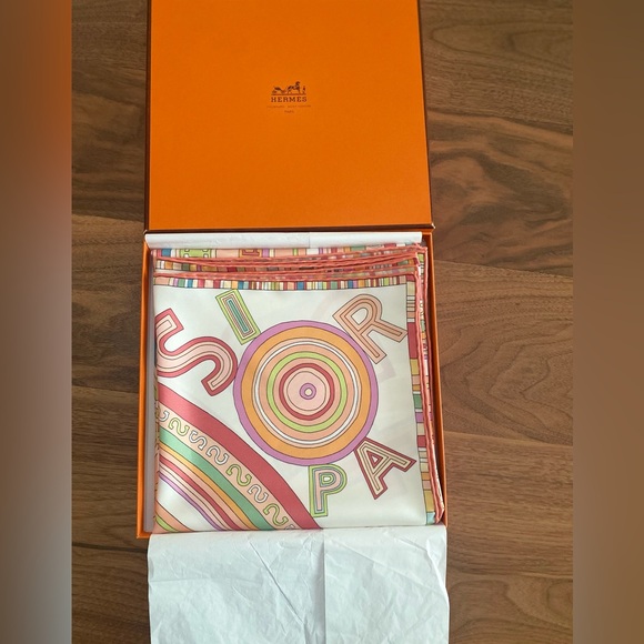 Hermes Authentic 100% Silk Scarf. 45 Carre de Paris. 35” X 35” with Box. - Picture 2 of 9